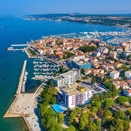Family-friendly With Swimming Pool Biograd Na Moru, Biograd - 8370