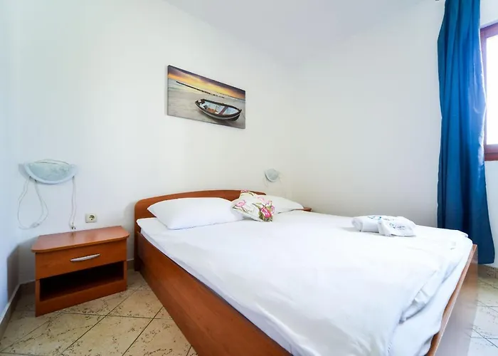 Family-friendly With Swimming Pool Biograd Na Moru, Biograd - 8370 Apartman *