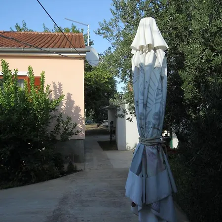 Family-friendly With Swimming Pool Biograd Na Moru, Biograd - 8370 Apartamento *