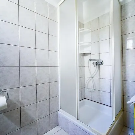 Family-friendly With Swimming Pool Biograd Na Moru, Biograd - 8370 *