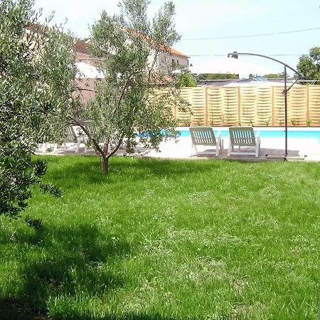 Apartamento Family-friendly With Swimming Pool Biograd Na Moru, Biograd - 8370