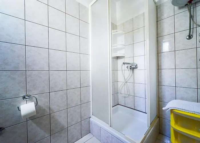 Family-friendly With Swimming Pool Biograd Na Moru, Biograd - 8370 *