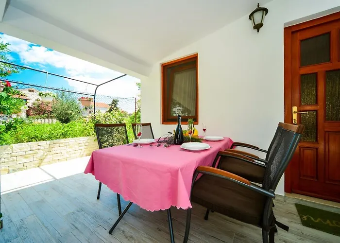 Family-friendly With Swimming Pool Biograd Na Moru, Biograd - 8370 Lägenhet Biograd Na Moru