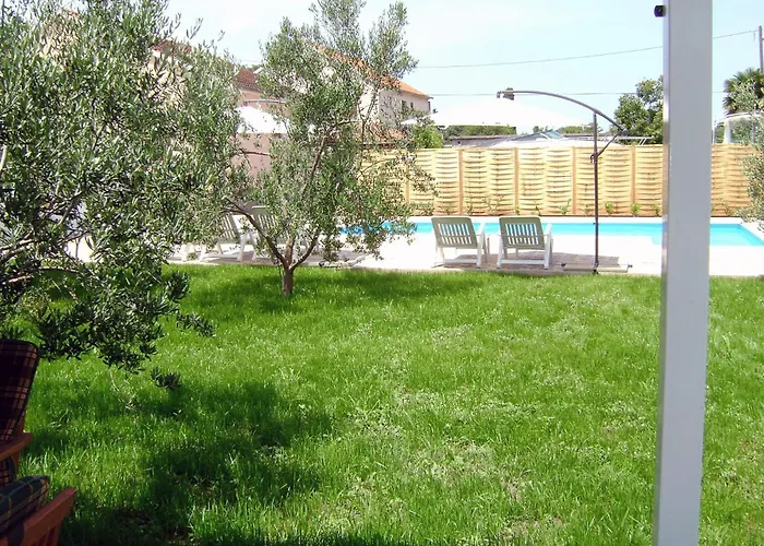 Апартаменты Family-friendly With Swimming Pool Biograd Na Moru, Biograd - 8370
